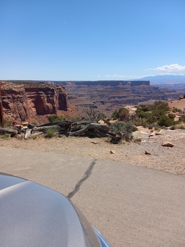 Scenic Adventure Along The Hogback, Boulder surrounding landscape