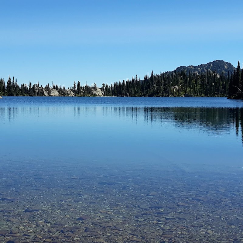 Mountain Adventures in Jewel Basin surrounding landscape