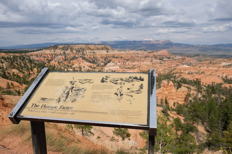 Mesmerizing Hoodoos at Bryce Canyon National Park outdoor detail
