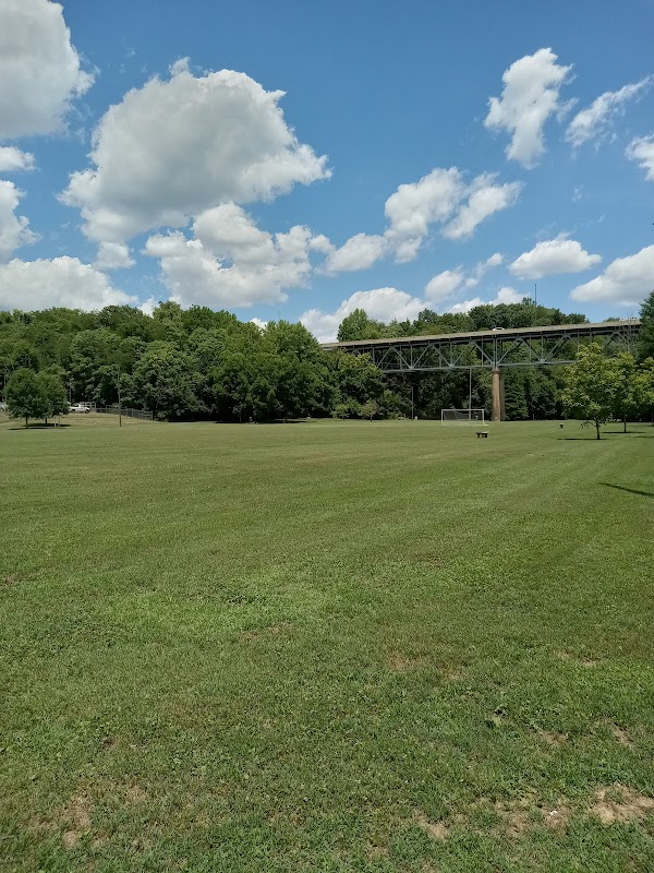 Discover the Tranquil Green River Park & Arboretum surrounding landscape