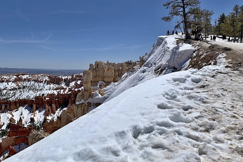 Marvel at the Hoodoos: Inspiration Point outdoor detail