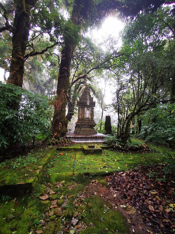 Peaks of Adventure: Doi Inthanon - Doi Inthanon Peak