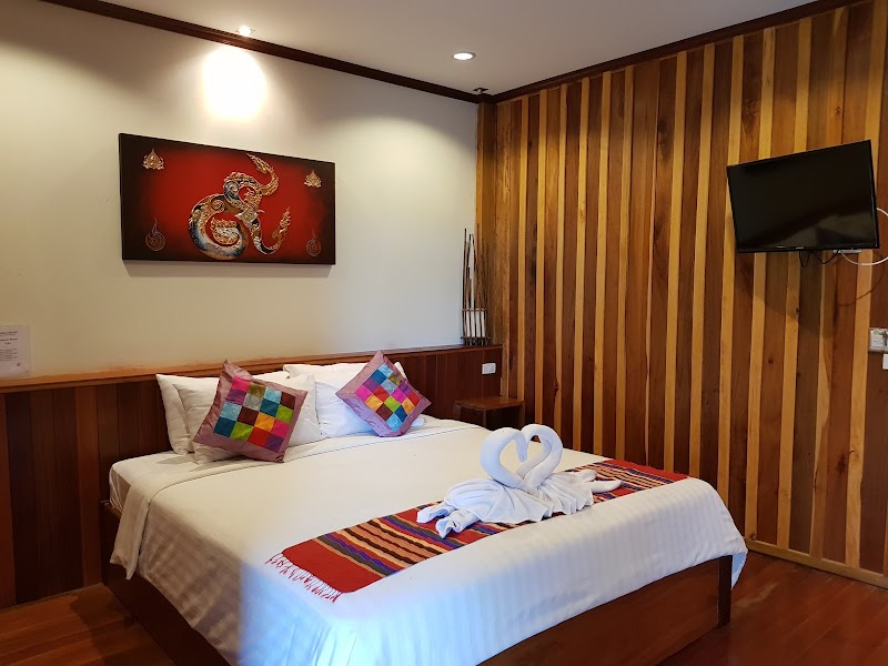 Serenity in Vientiane: ViengTara VangVieng Resort - ViengTara VangVieng Resort