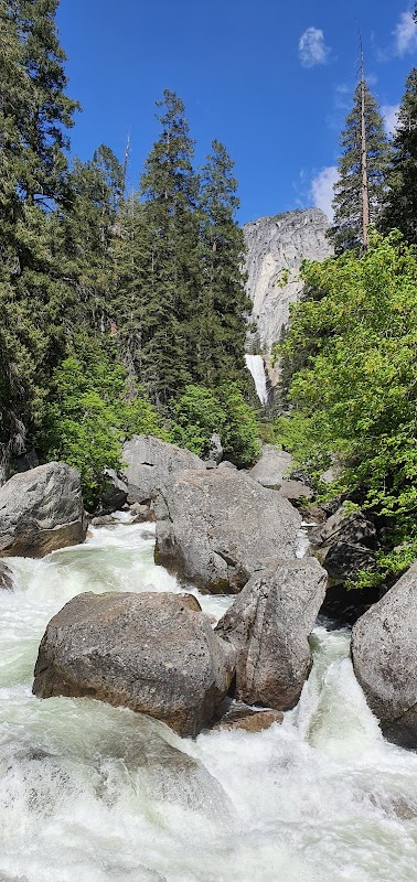 Vernal Falls Footbridge: A Natural Marvel in Yosemite - Vernal Falls Footbridge