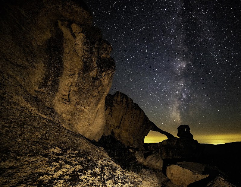 Gaze Upon Indian Rock: California's Natural Marvel outdoor detail
