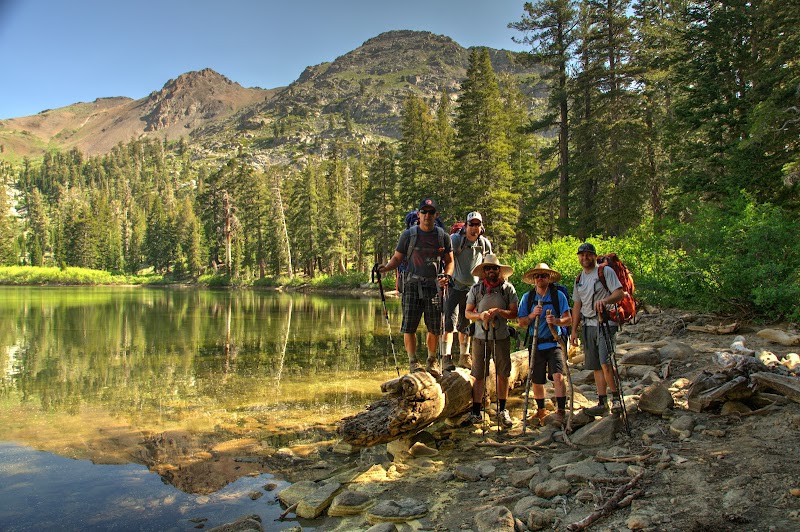 Fourth of July Lake: A Reflective Retreat - Fourth of July Lake