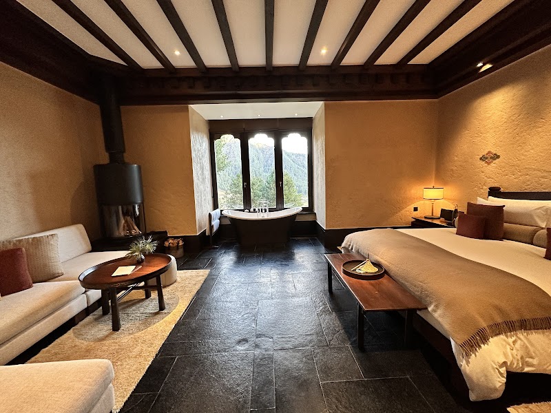 Rejuvenating Retreat: Gangtey Lodge Bhutan - Gangtey Lodge Bhutan
