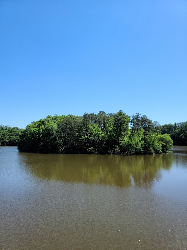The Serenity of Outer Cliff Trails at Lake Nicol - Outer Cliff Trails of Lake Nicol