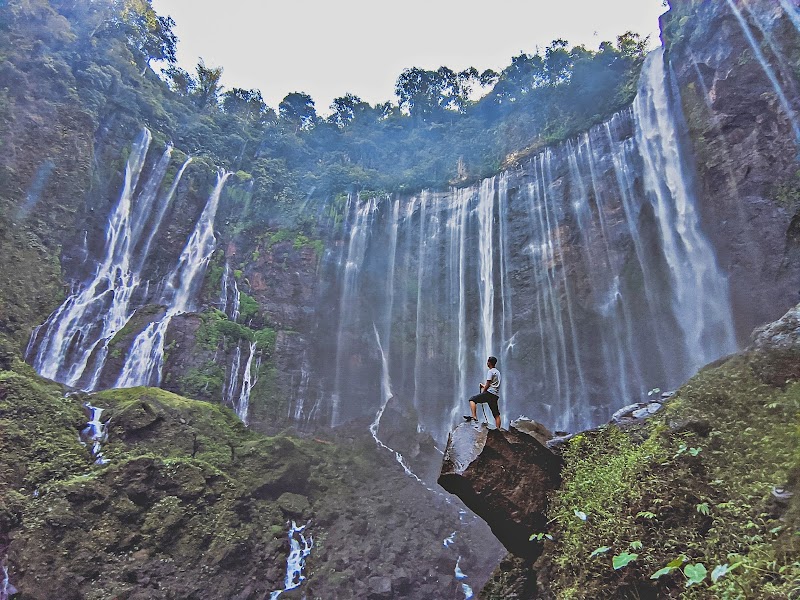 Tumpak Sewu Waterfall: East Java's Majestic Cascade - Tumpak Sewu Waterfall