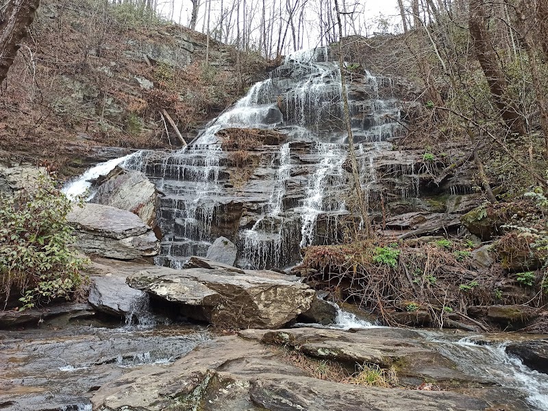 Waterfall Wonders at Issaqueena Falls - Issaqueena Falls Waterfall