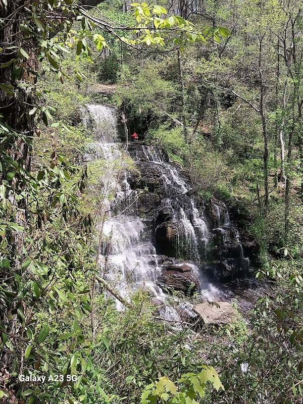 Waterfall Wonders at Issaqueena Falls - Issaqueena Falls Waterfall