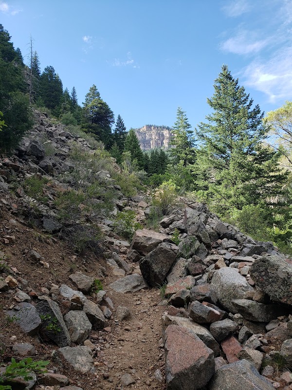 Nature's Retreat: Jess Weaver Trailhead - Jess Weaver Trailhead