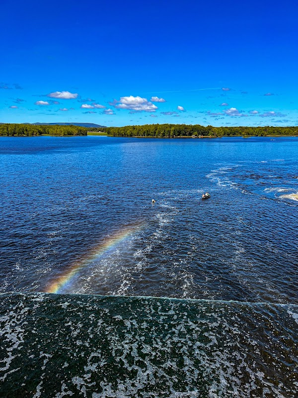 Rideau Falls: Ottawa's Dual Cascade Gem surrounding landscape