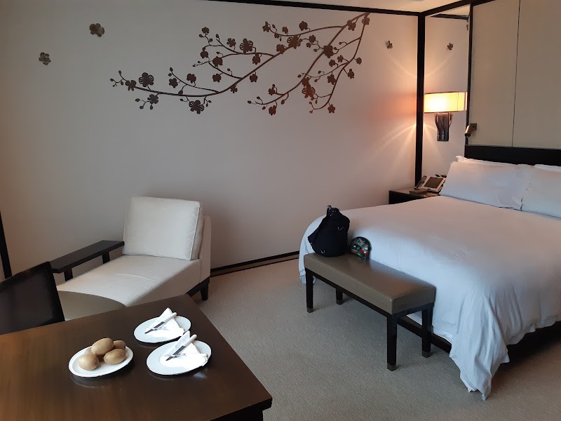 Discovering Elegance at The Peninsula Hong Kong - The Peninsula Hong Kong