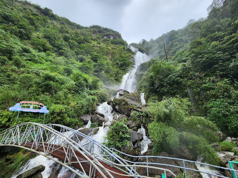Discover the Cascading Beauty of Silver Waterfall in Sa Pa - Silver Waterfall Sa Pa