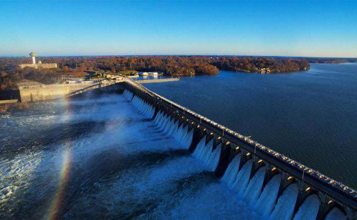 Marvel at Wilson Dam - Wilson Dam