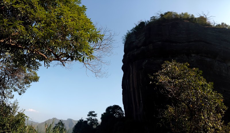 Majestic Peaks of Yuewangshan Scenic Area - Yuewangshan Scenic Area Zixia Mountain Villa
