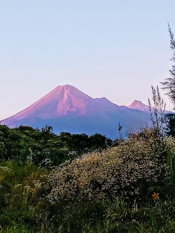 Majestic Peak: Volcán de Colima - Volcán de Colima