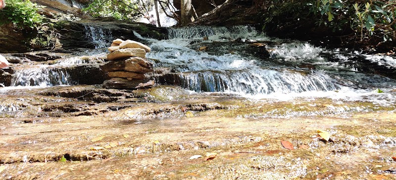 Waterfall Wonder: Lower Cascade Falls surrounding landscape