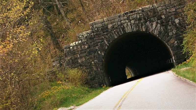 Scenic Splendor at The Blue Ridge Parkway - The Blue Ridge Parkway