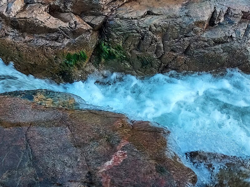 Discover Water Wheel Falls in Payson, Arizona surrounding landscape