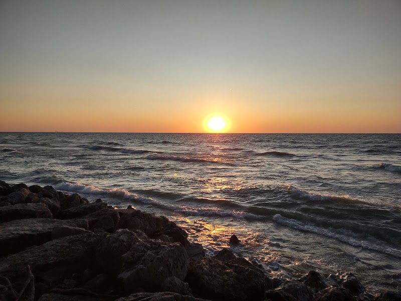 Lakeview Escape at Indiana Dunes National Park surrounding landscape