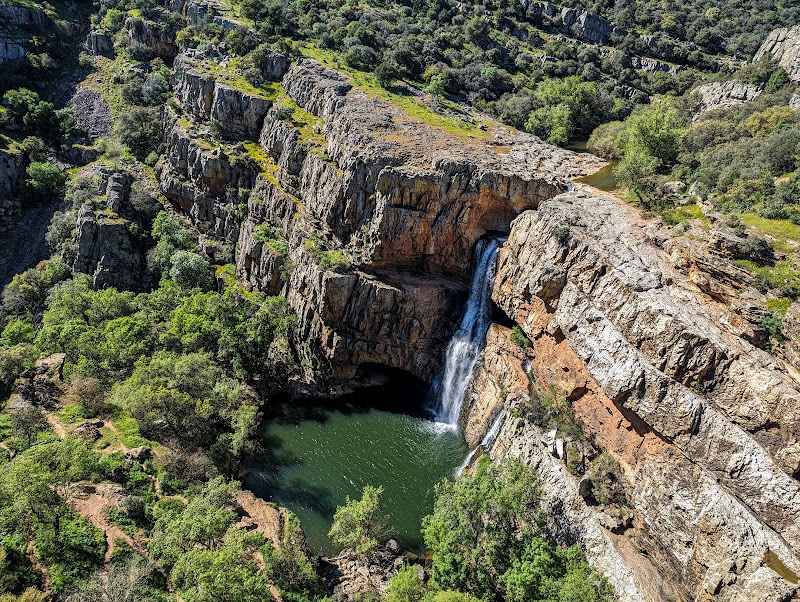 Water Wonders: La Cimbarrilla Waterfall, Jaén, Spain - La Cimbarrilla Waterfall