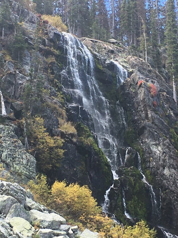 Discover the Serenity of Rio Quemado Falls - Rio Quemado Falls