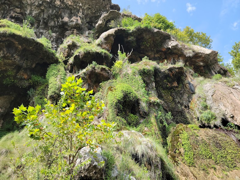 Scenic Rock Formations of Post Oak Falls - Post Oak Falls