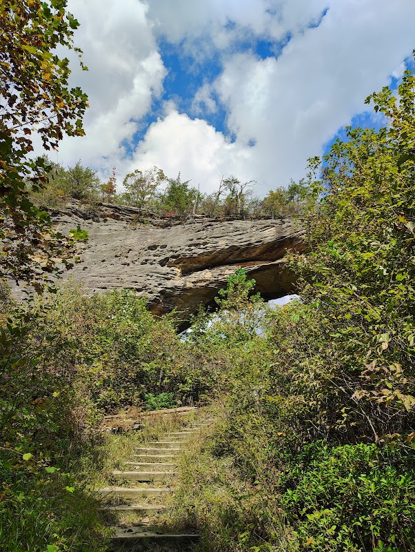 Natural Arch Wonders: Parkers Lake - Natural Arch