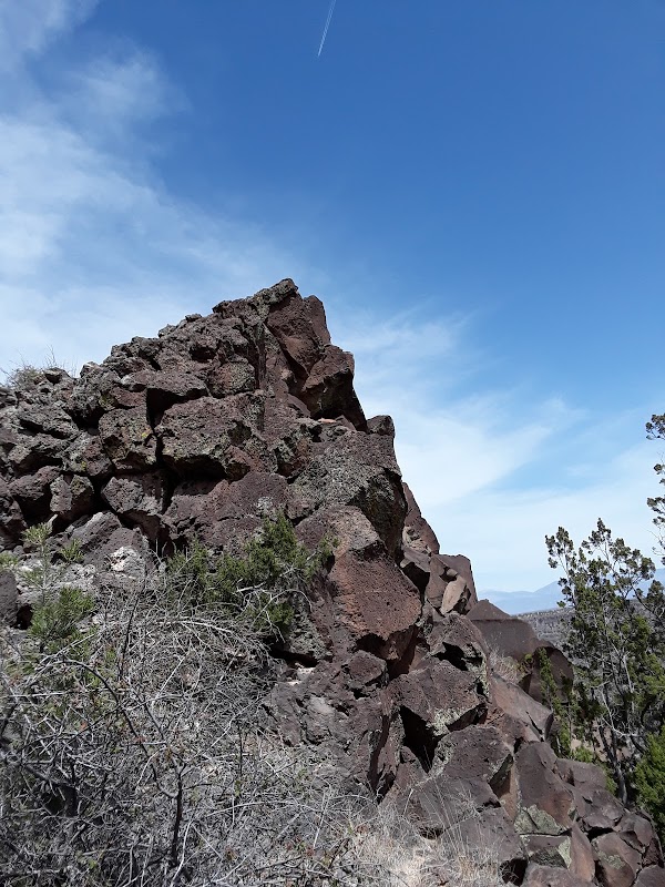 Discover the Majestic Gallows Edge in Los Alamos - Gallows Edge