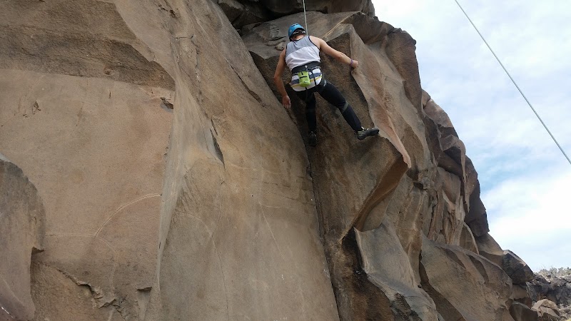 Discover the Majestic Gallows Edge in Los Alamos surrounding landscape