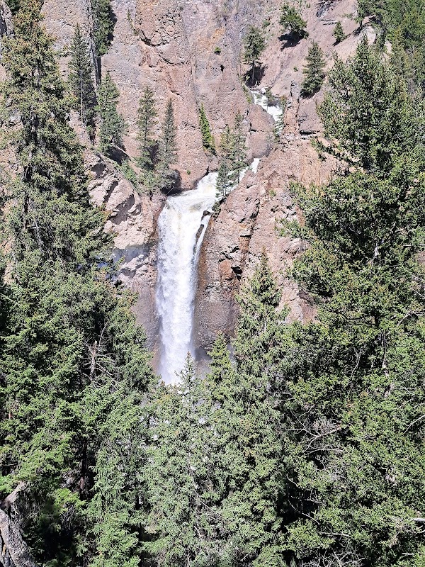 Captivating Cascades at Gibbon Falls outdoor detail