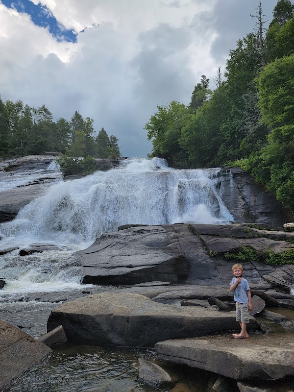 Majestic Waterfall Escape at High Falls outdoor detail