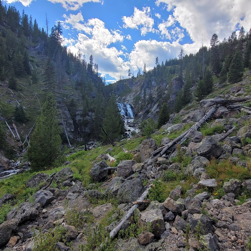 Mystic Falls: Nature's Water Symphony - Mystic Falls