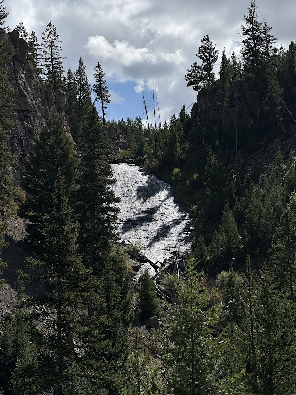 Charming Cascade: Wraith Falls in Wyoming - Wraith Falls