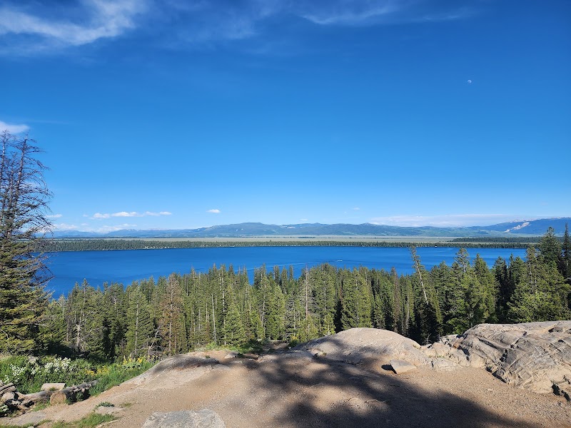 Discover the Wonders of Hidden Falls Trail surrounding landscape