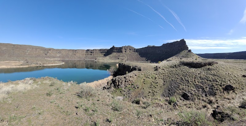 Nature's Marvel: Dry Falls in Washington outdoor detail