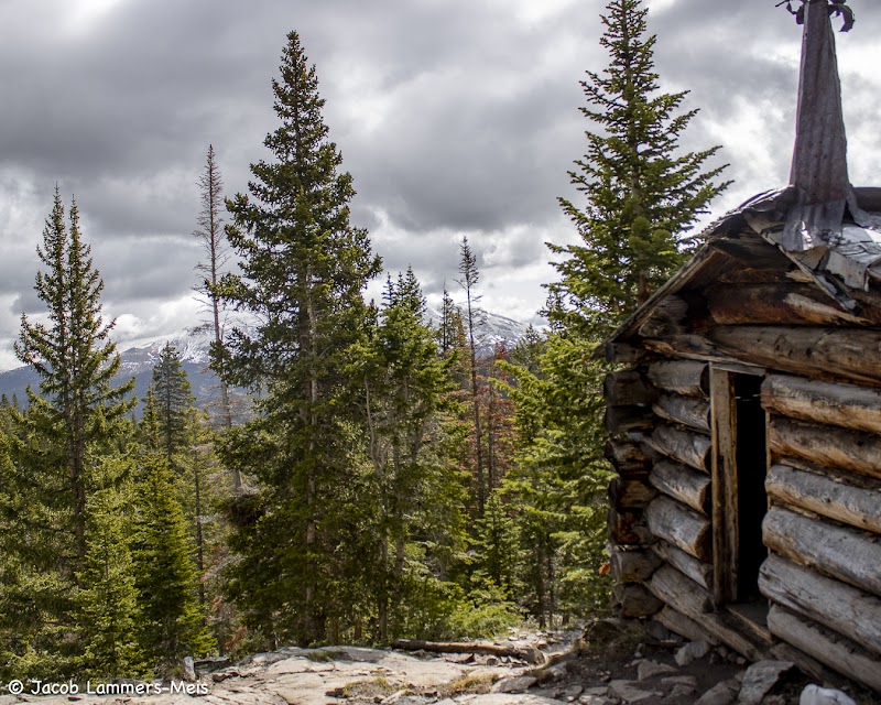 Continental Falls: A Cascading Gem in the Rockies outdoor detail