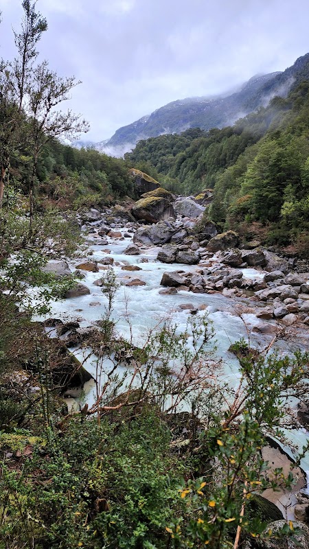 Chilean Wonder: Cascada de Ventisquero Colgante - Cascada de Ventisquero Colgante