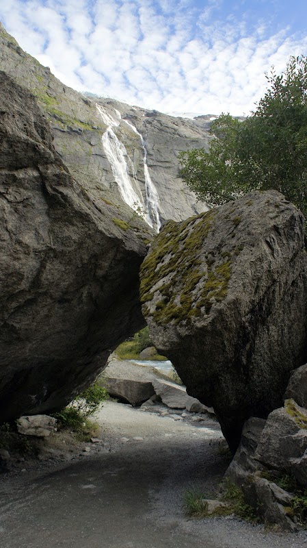 Majestic Glacial Retreats at Tjøtaelva - Tjøtaelva