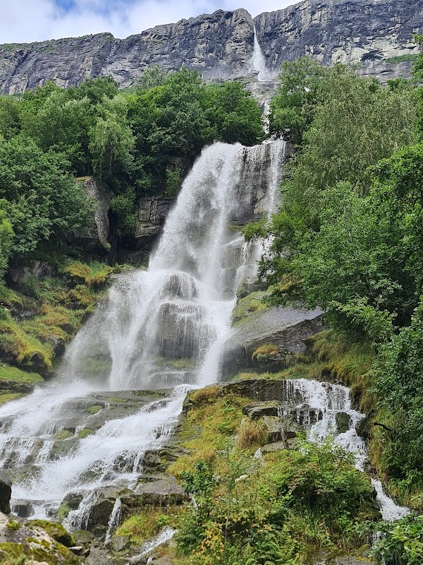 The Magnificent Vinnu Waterfall - Vinnu