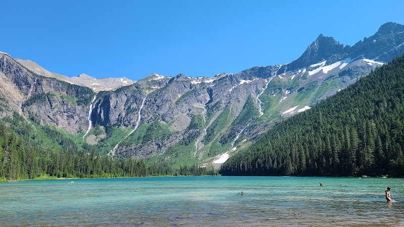 Discover the Serene Beauty of Avalanche Lake - Avalanche Lake Trailhead
