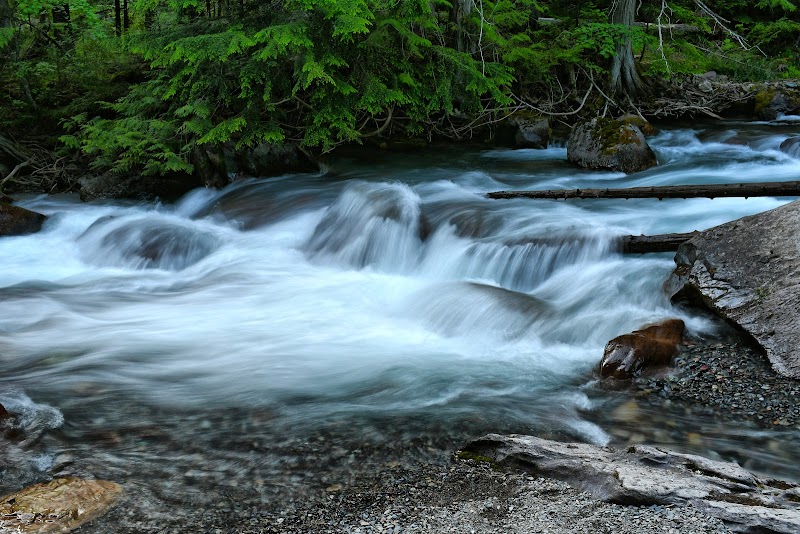 Discover the Serene Beauty of Avalanche Lake - Avalanche Lake Trailhead