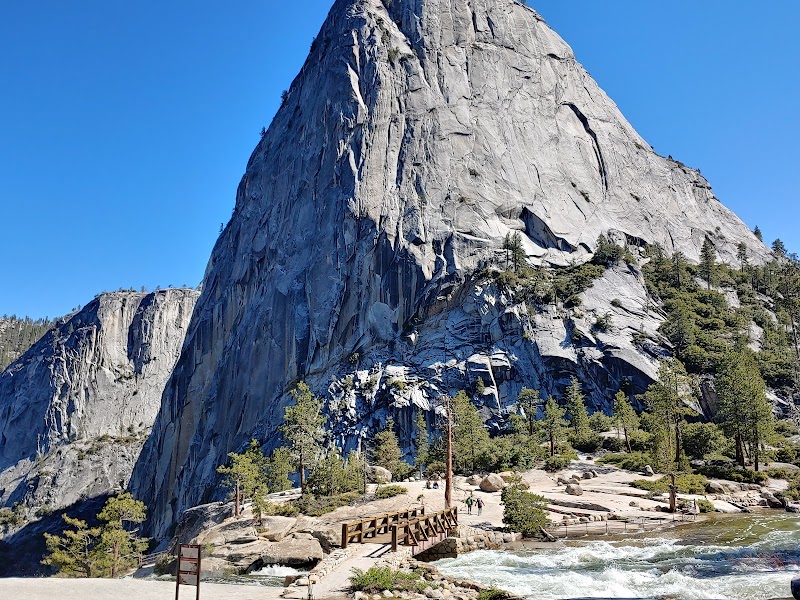 Mist Trail: Adventure Awaits in Yosemite - Mist Trail