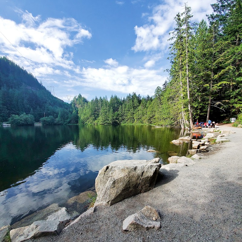 Hiking the Murrin Park Loop Trail - Murrin Park Loop Trail