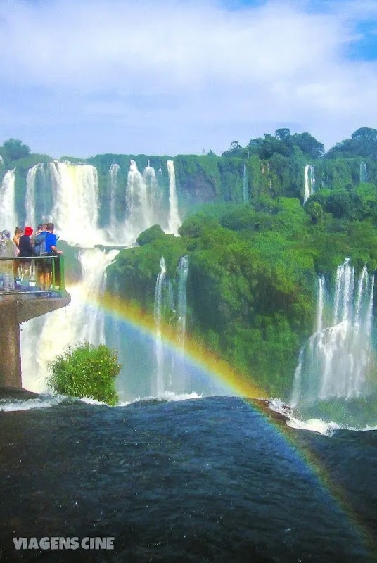 Marvel at the Majestic Foz do Iguaçu Waterfalls - Foz do Iguaçu