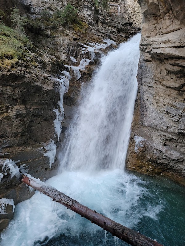 Discover the Beauty of Johnston Canyon, Lower Falls - Johnston Canyon, Lower Falls