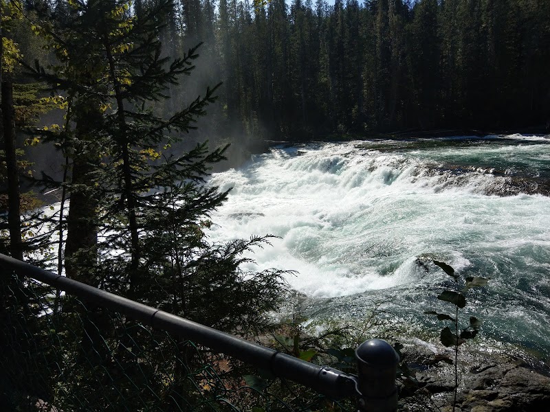 Marcus Falls: Nature's Power in Wells Gray Country - Marcus Falls