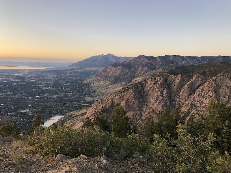 Mountain Majesty: Discover 29th Street Trailhead - 29th Street Trailhead